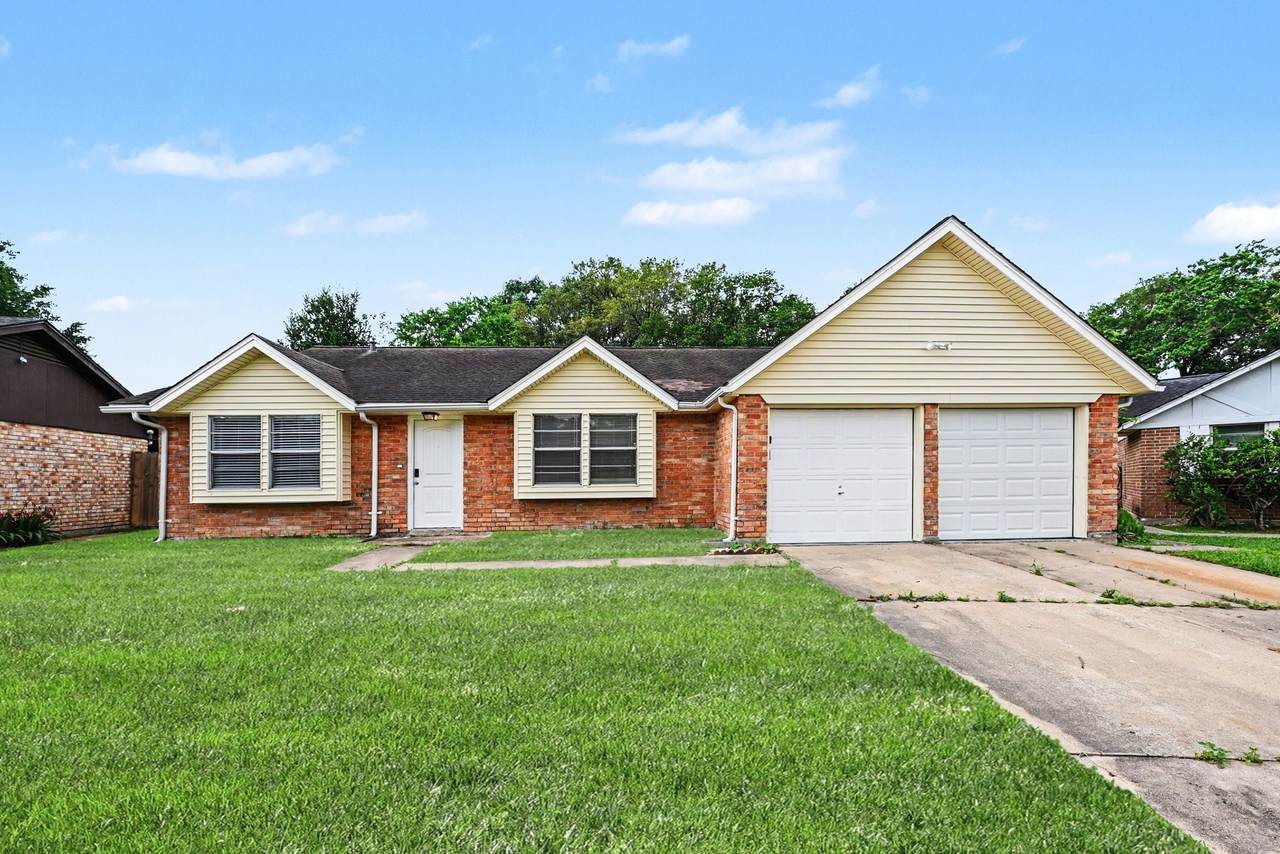 19427 Gagelake Lane - Photo 1