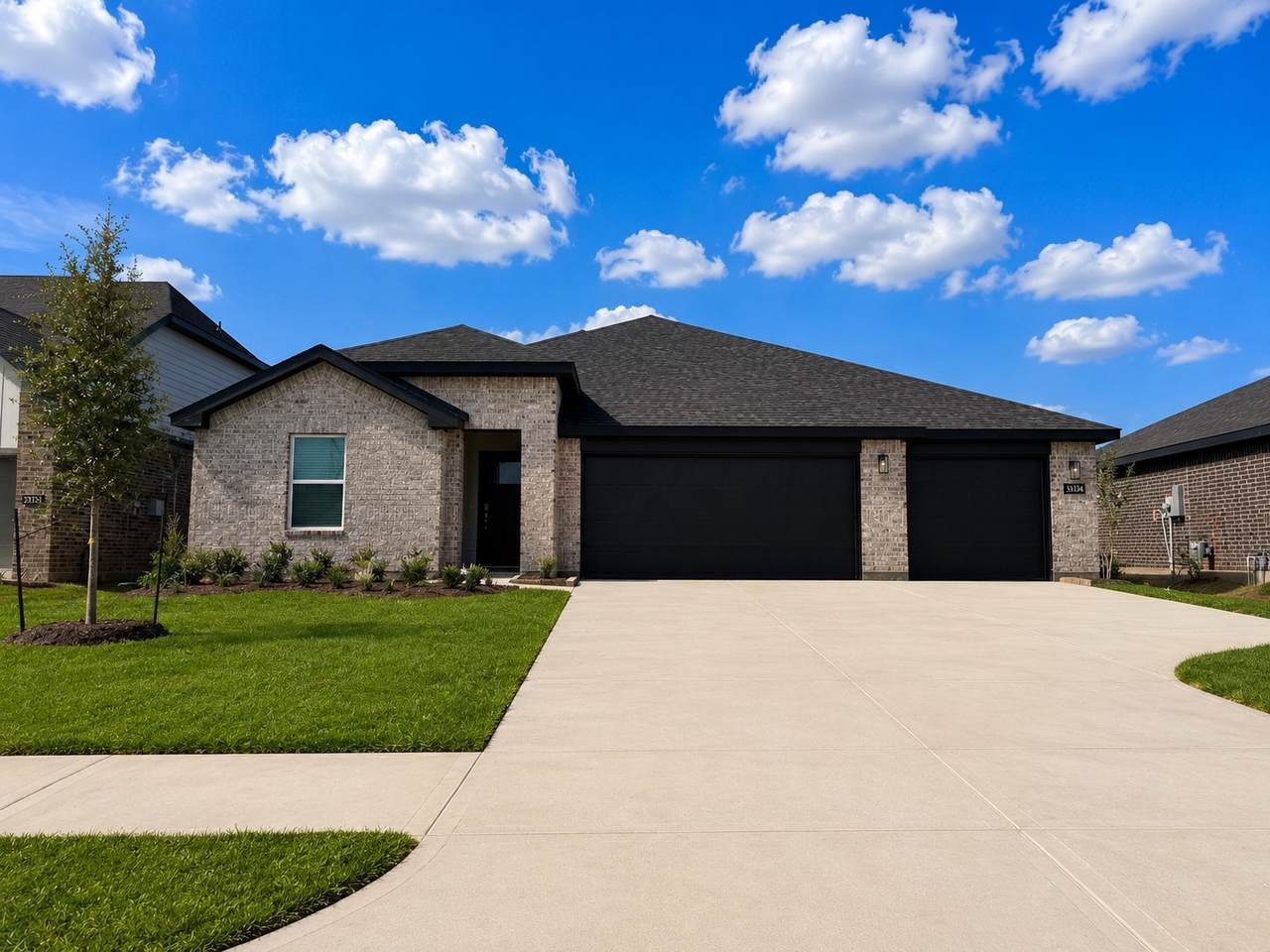 2501 Roseman Court - Photo 1