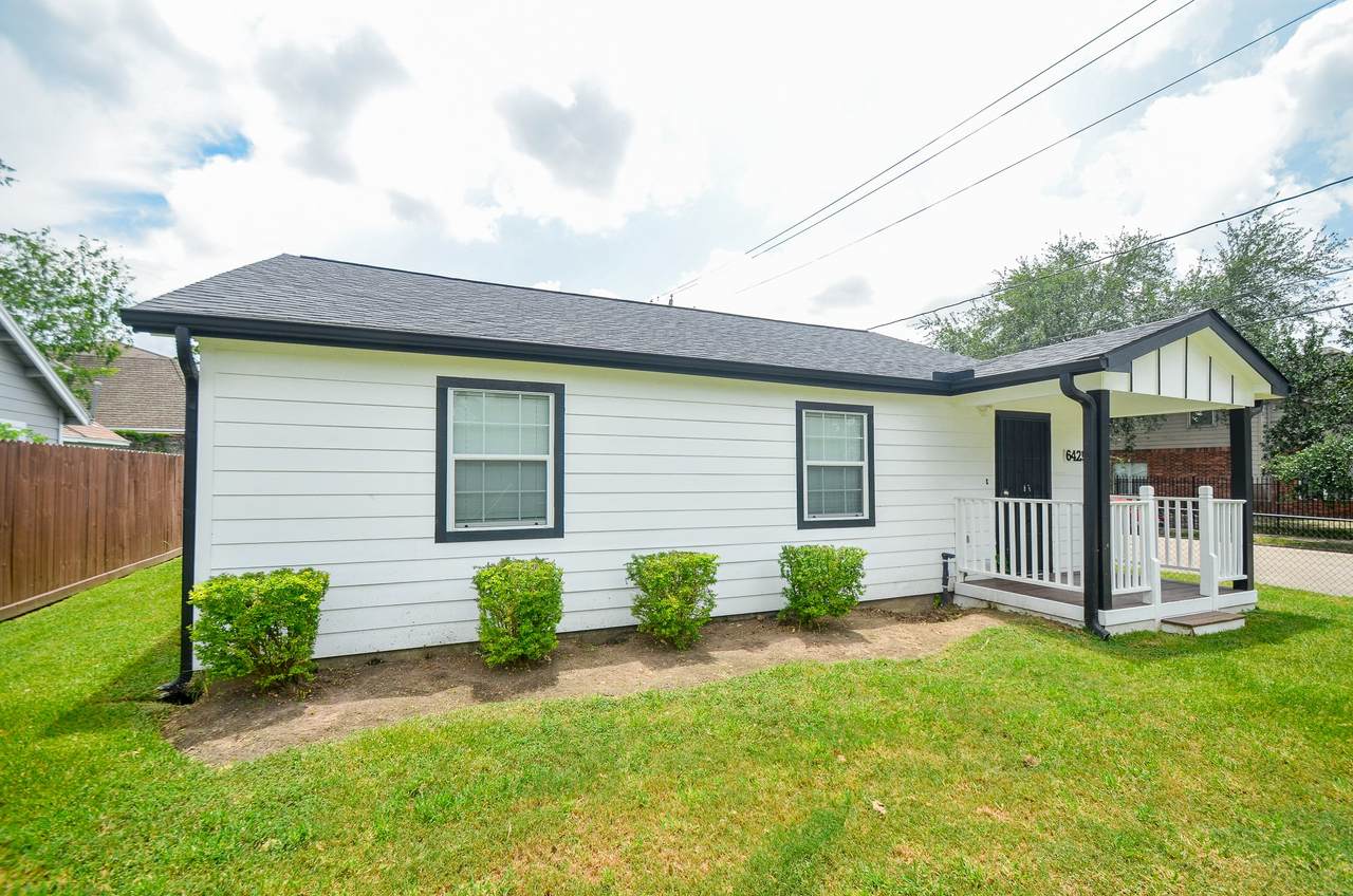 6425 Sidney Street - Photo 1