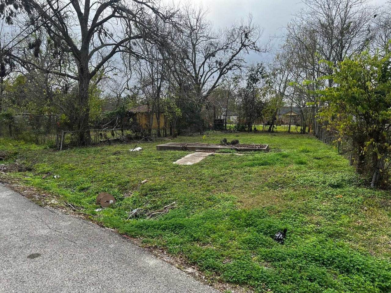 2703 Wayne Street - Photo 1