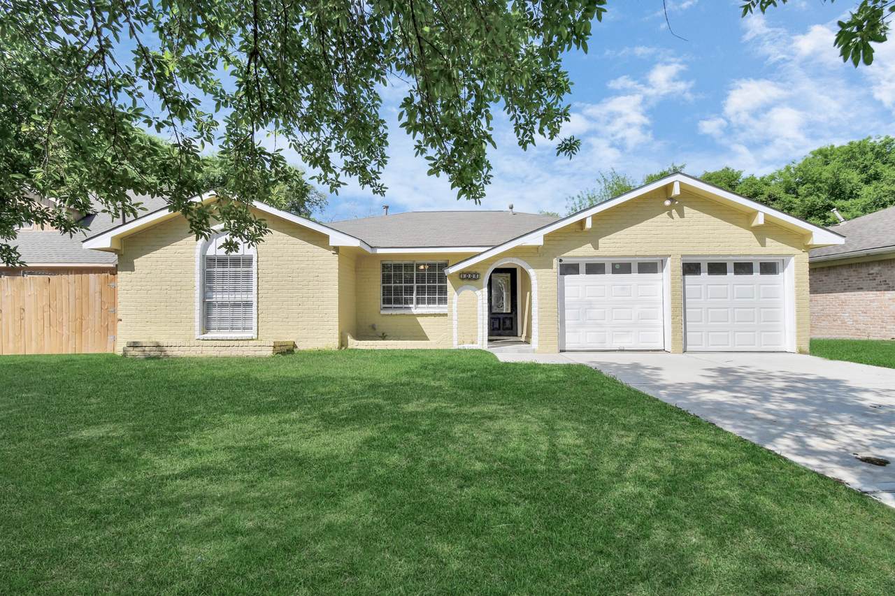 8006 Shiner Lane - Photo 1
