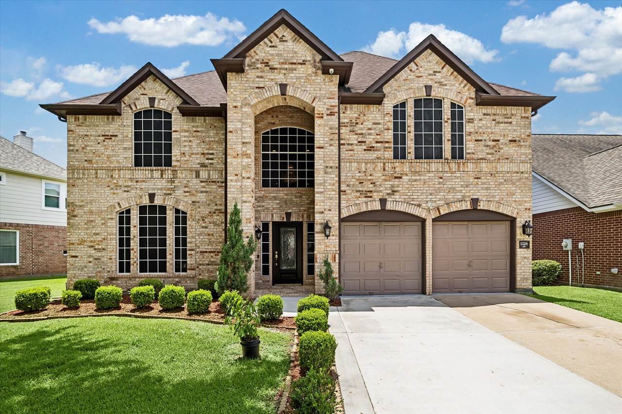 1226 Oxford Mills Lane - Photo 1