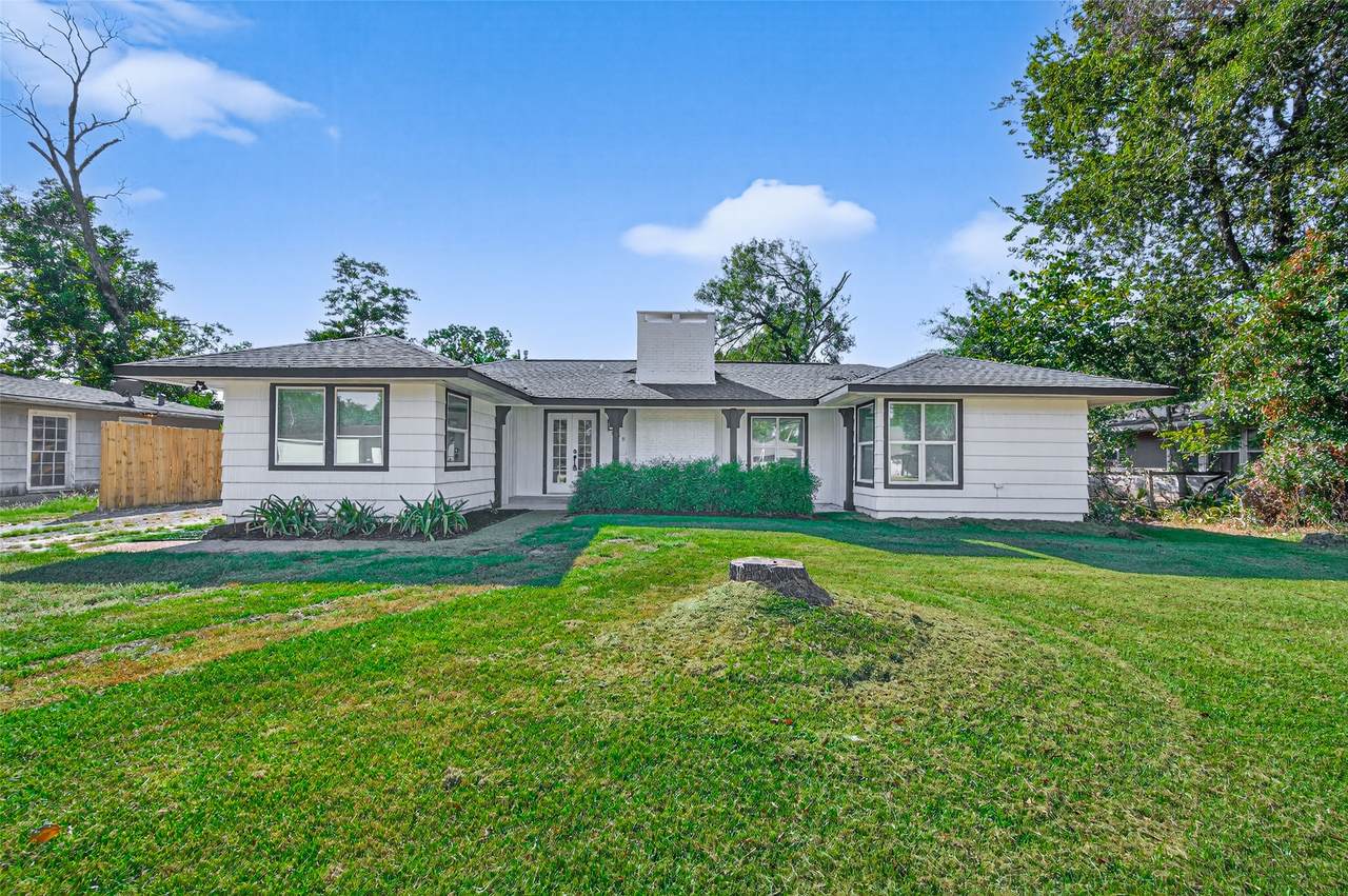 1609 Pacific Street - Photo 1