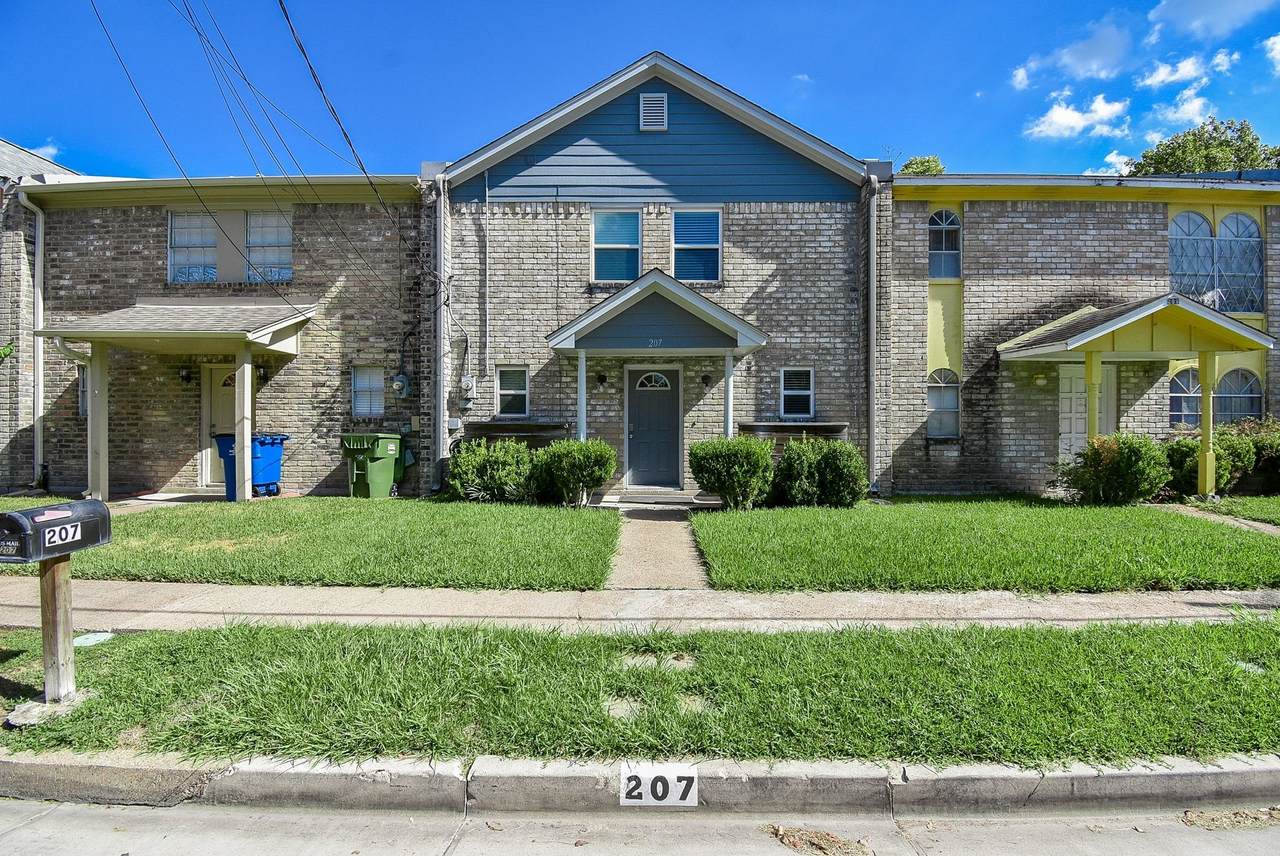 207 Granberry Street - Photo 1
