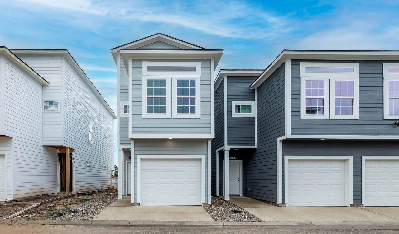 18834 Elegance Avenue - Photo 1
