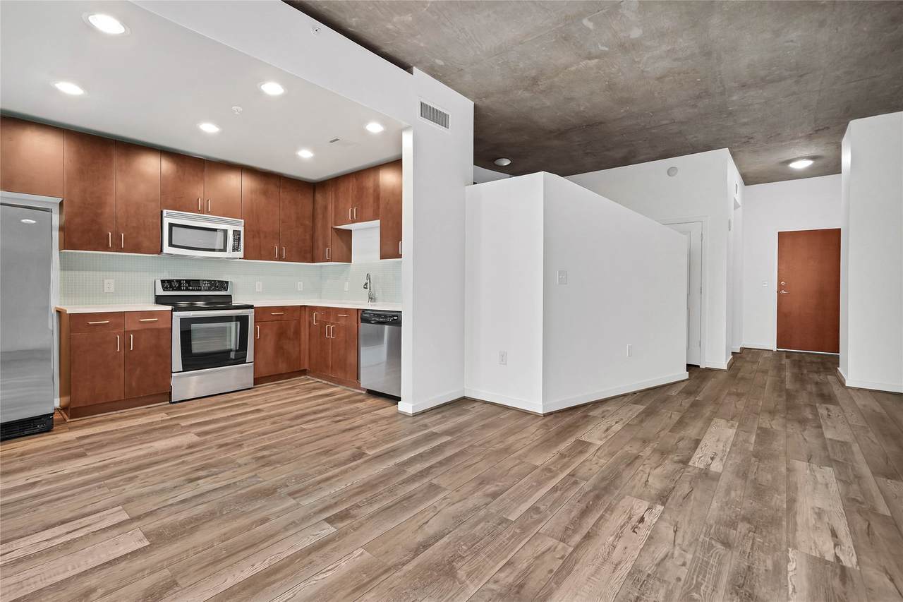 5925 Almeda Road - Photo 1