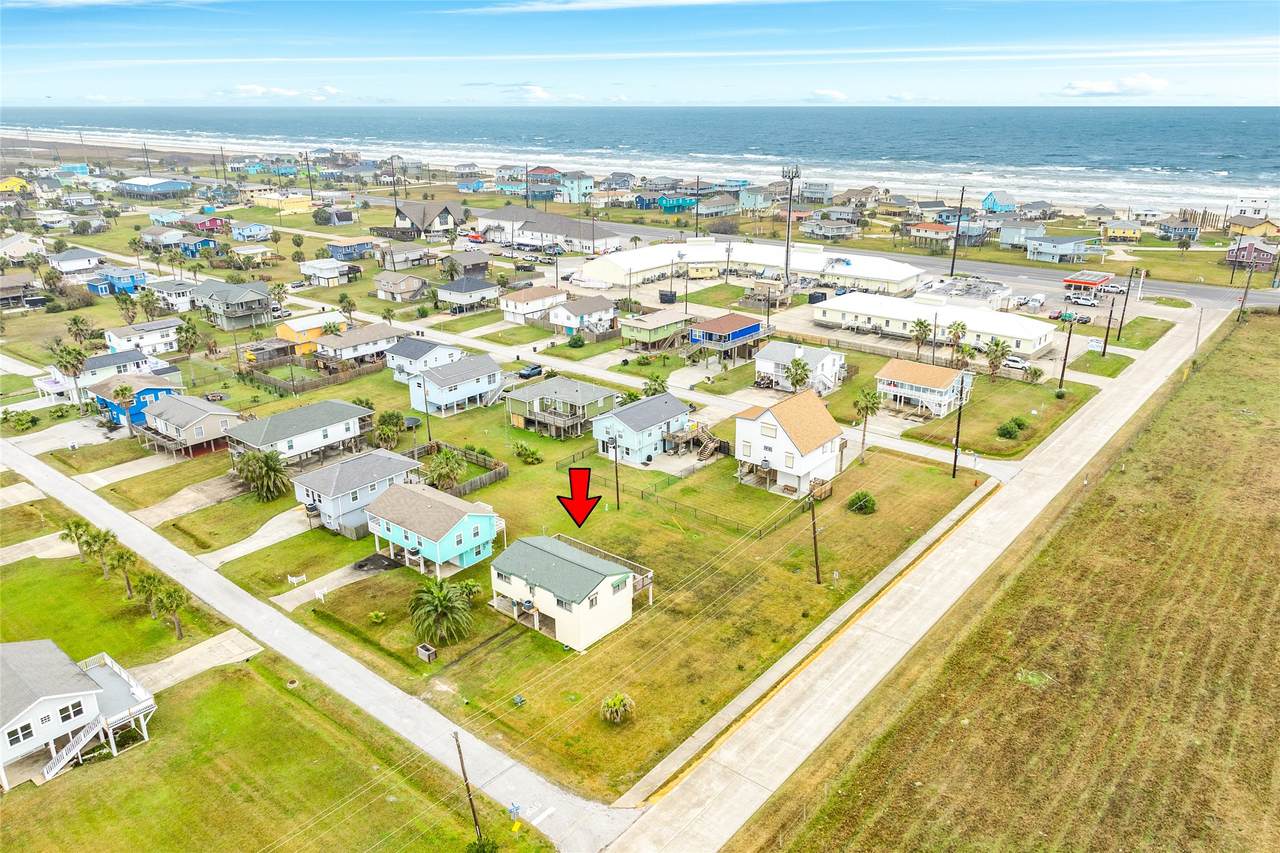 16725 Captain Bligh Road - Photo 1