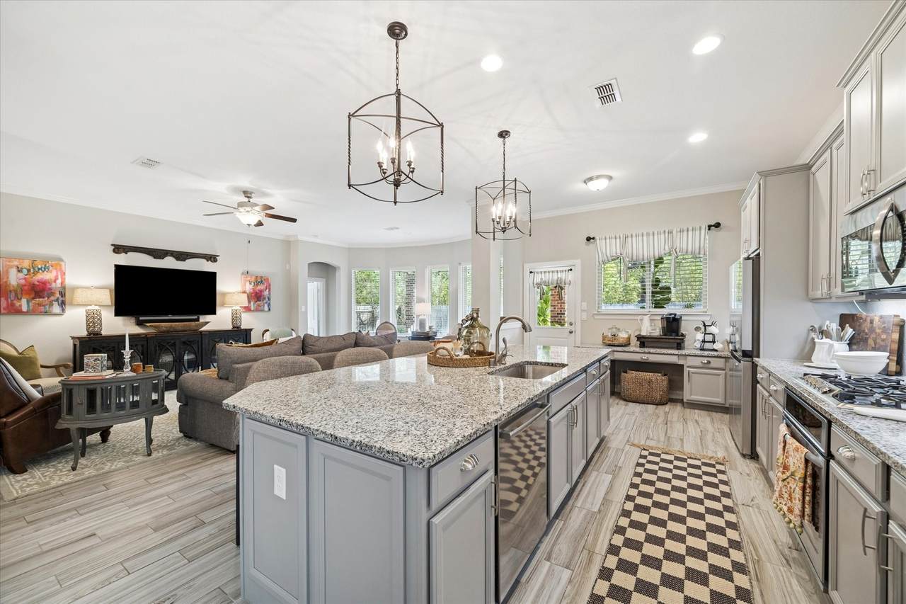 44 Fountain Bend Lane - Photo 1