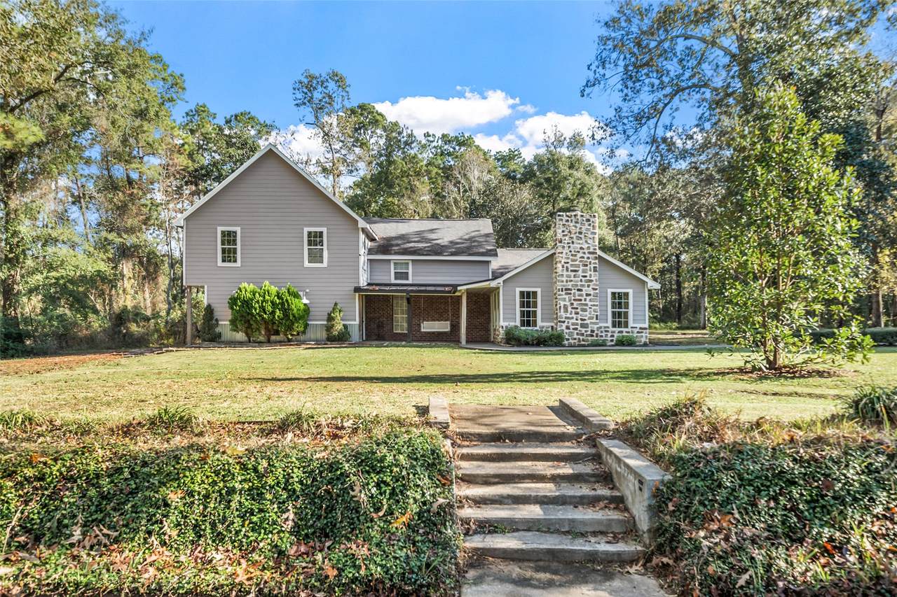 1158 Bohlssen Way - Photo 1