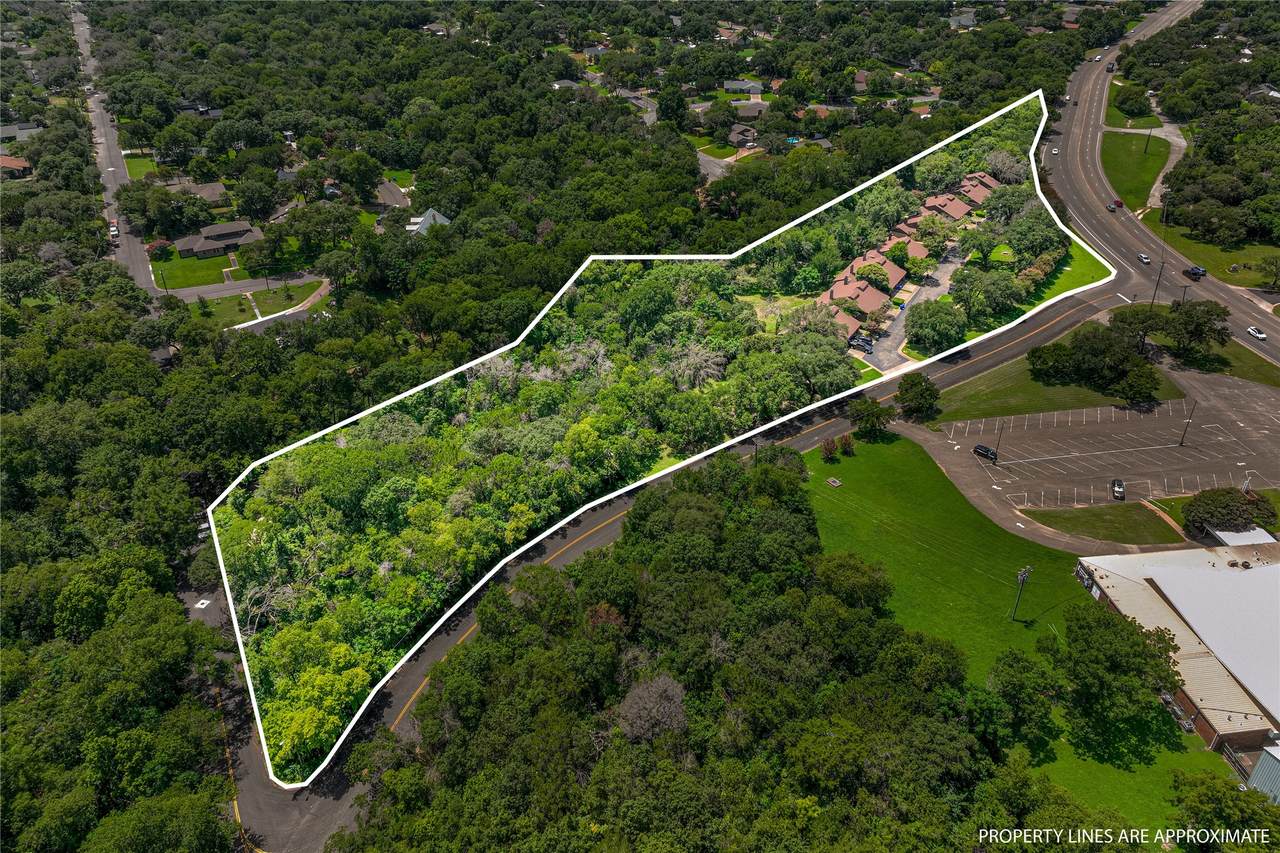 2800 Stewart Drive - Photo 1