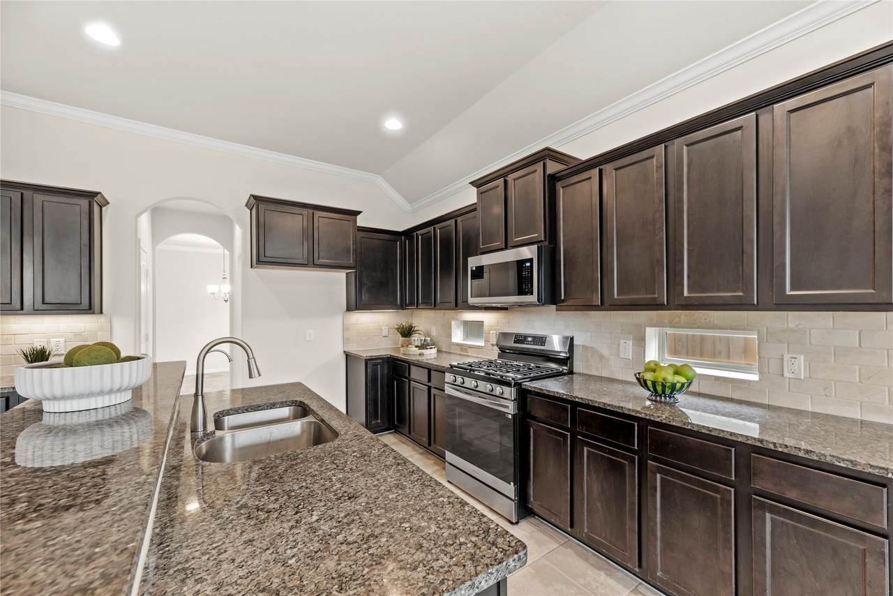 5205 Rainy Garden Court - Photo 1