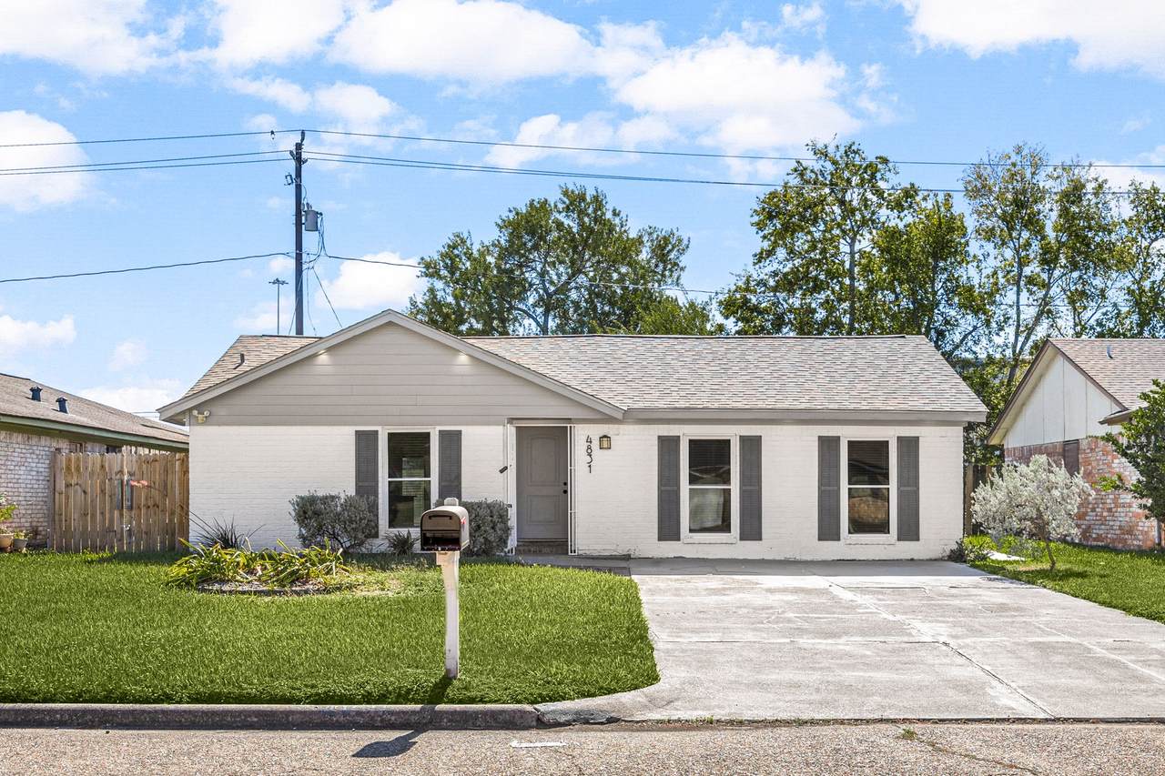 4831 Wickview Lane - Photo 1