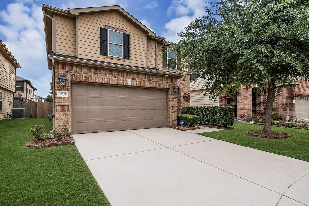 2707 Volute Court - Photo 1