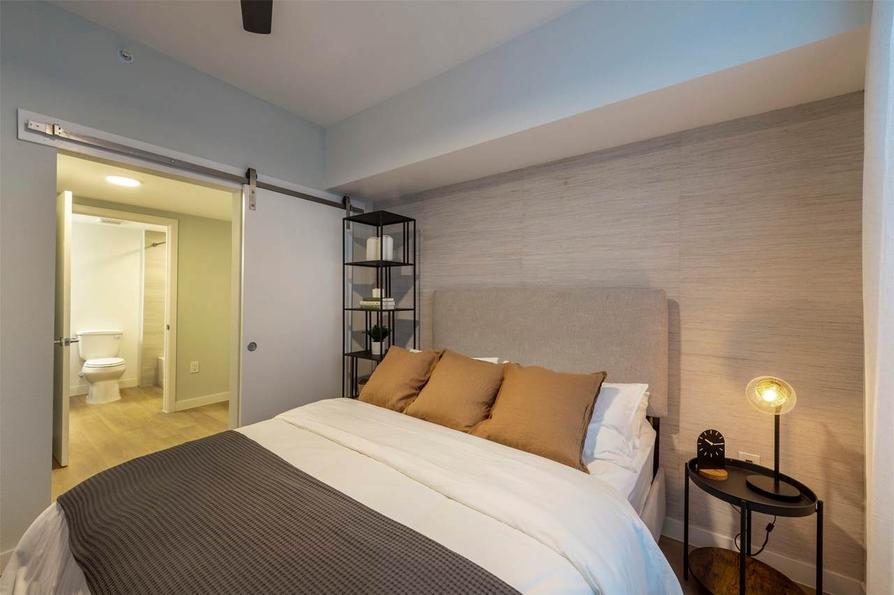 18036 Park Row - Photo 1