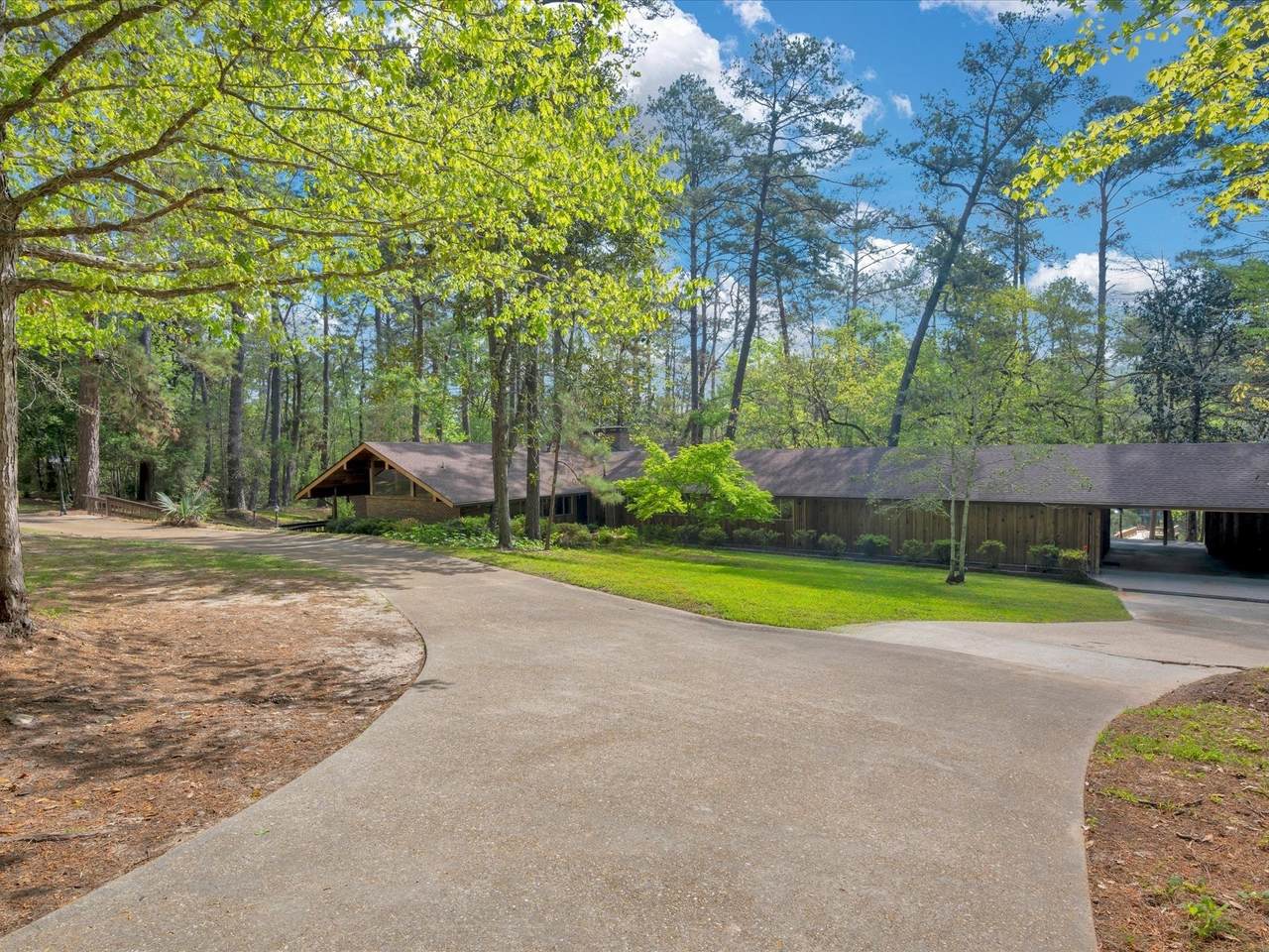 181 Forest Drive - Photo 1