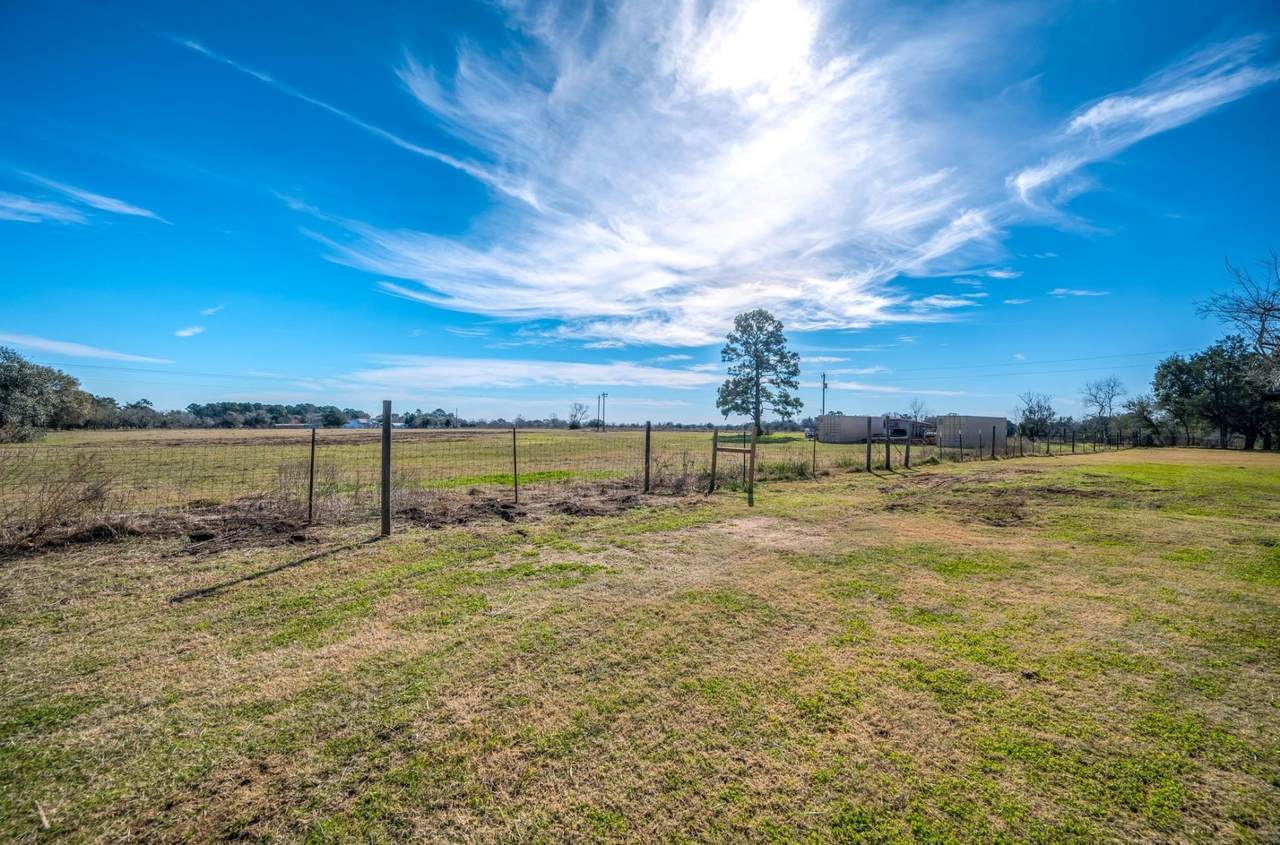10151 Pless Road - Photo 1