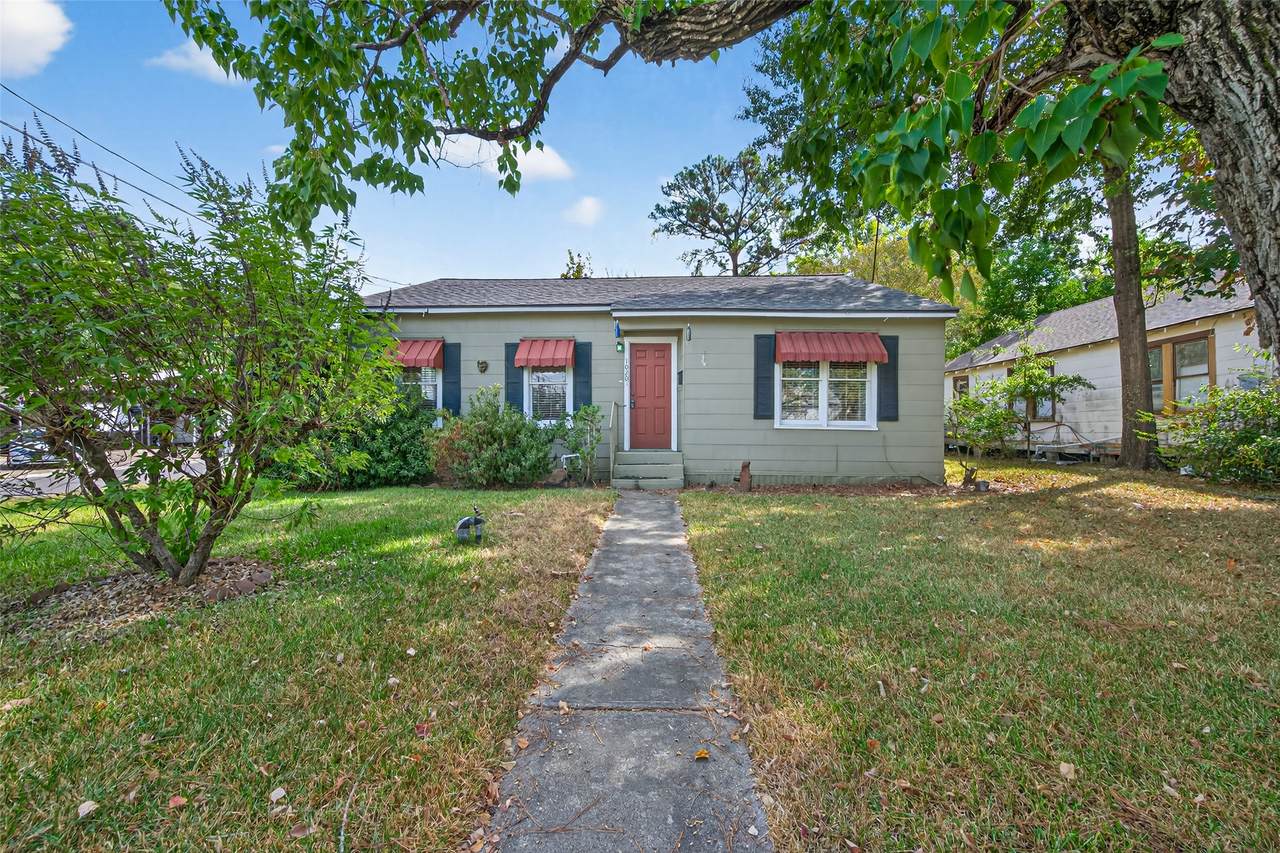 1020 Houston Street - Photo 1