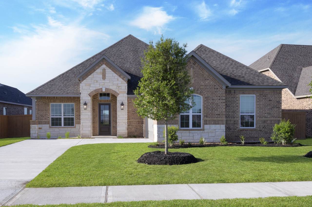 1910 June Lake Lane - Photo 1