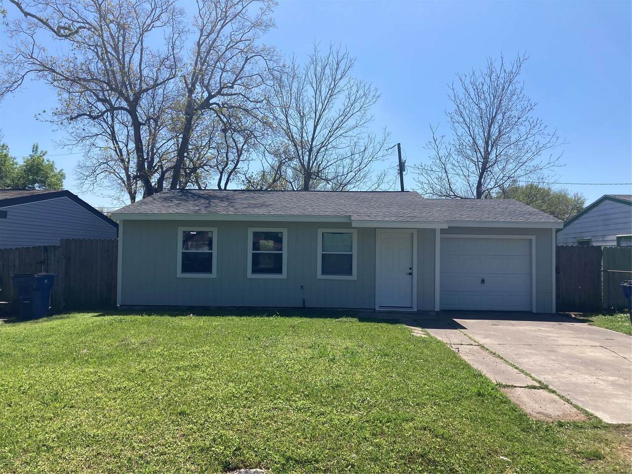 2627 32nd Avenue - Photo 1