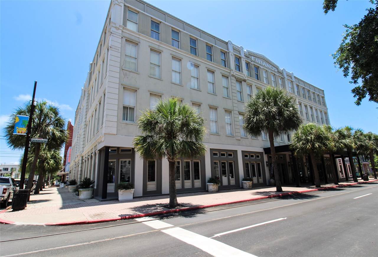 2207 Postoffice Street - Photo 1