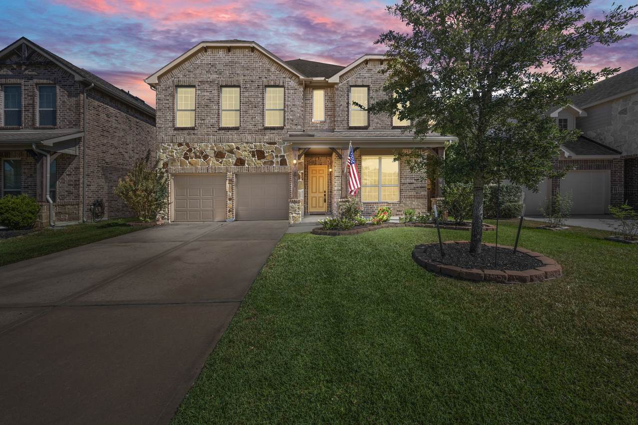 29522 Westhope Drive - Photo 1