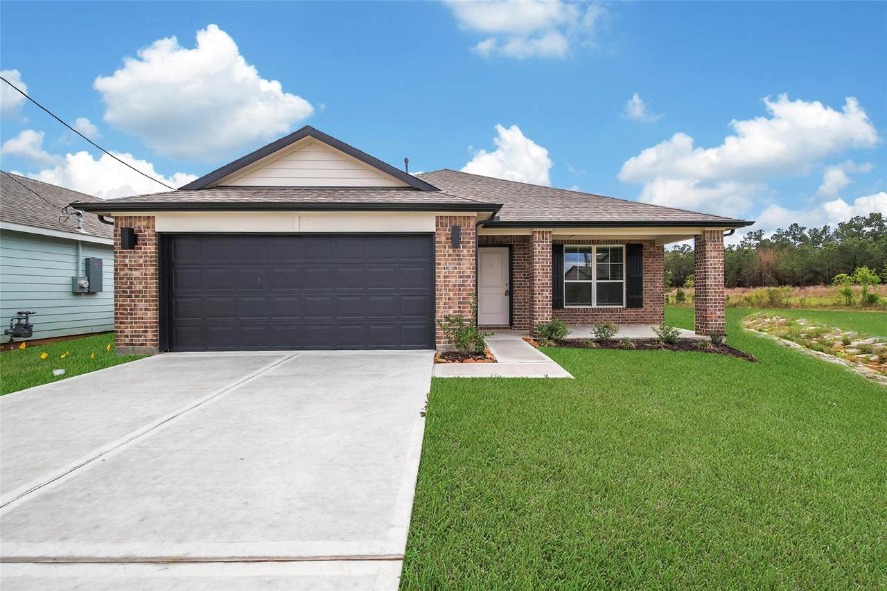 141 County Road 5102B - Photo 1