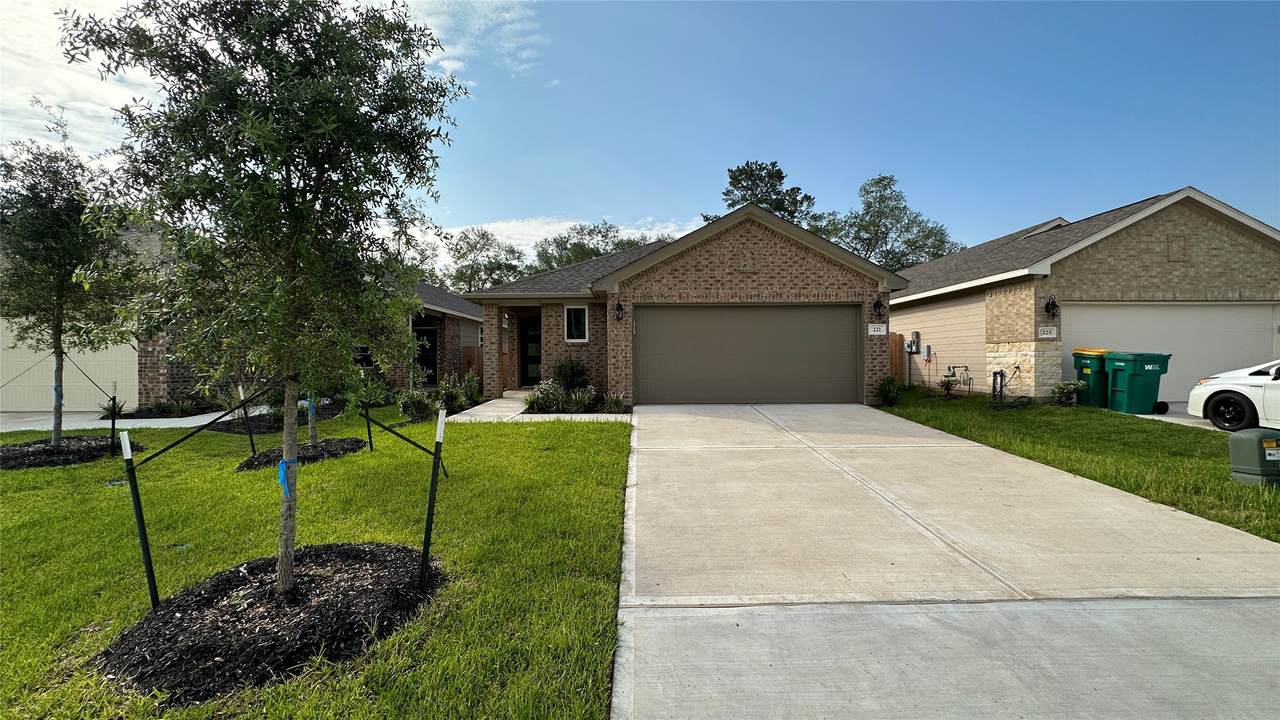 221 Harper Ridge Drive - Photo 1