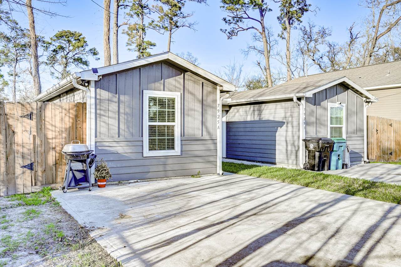 7925 Way Street - Photo 1