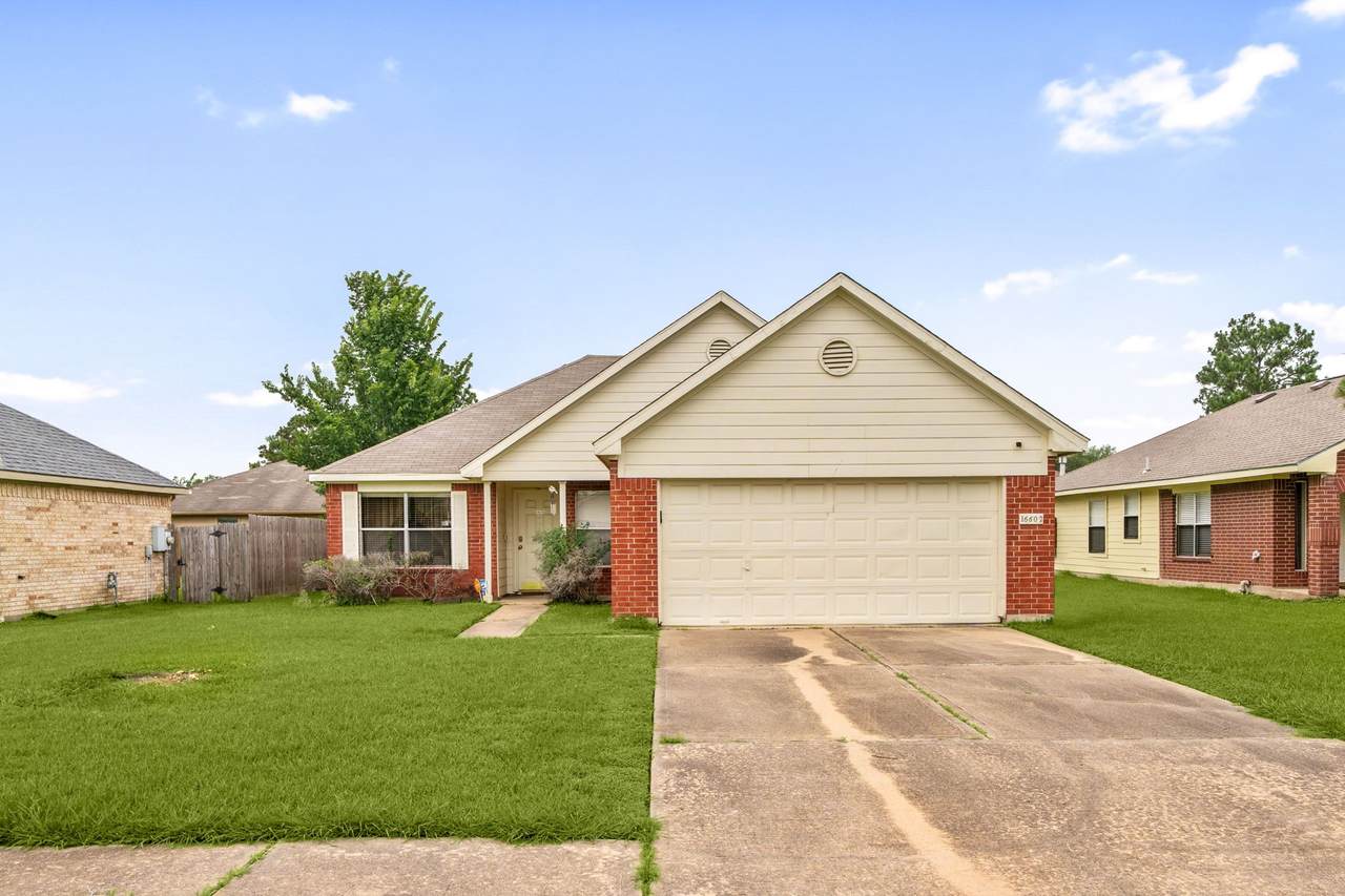 16602 Lazy Ridge Road - Photo 1