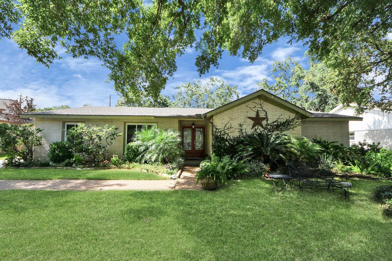 5642 Dumfries Drive - Photo 1