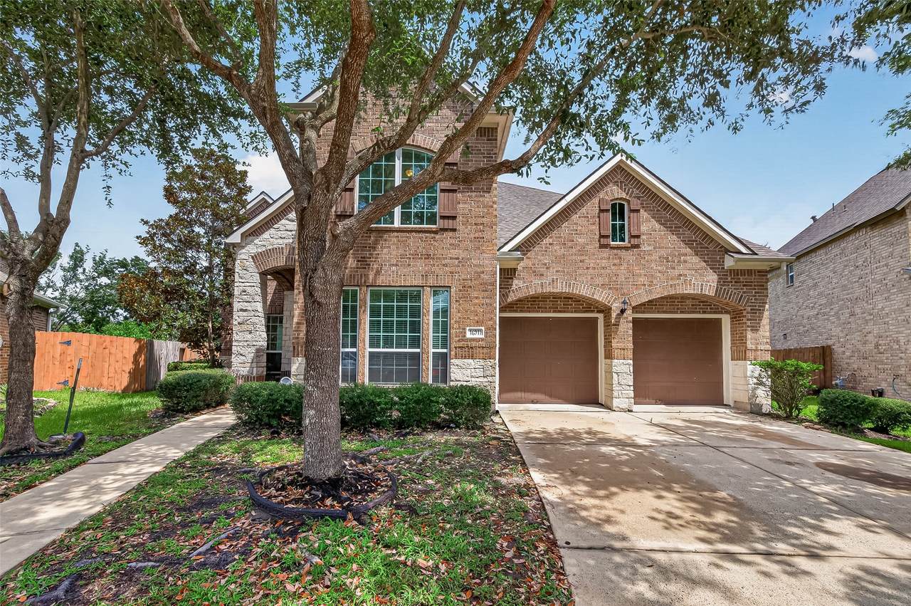 16911 Aliana Road - Photo 1