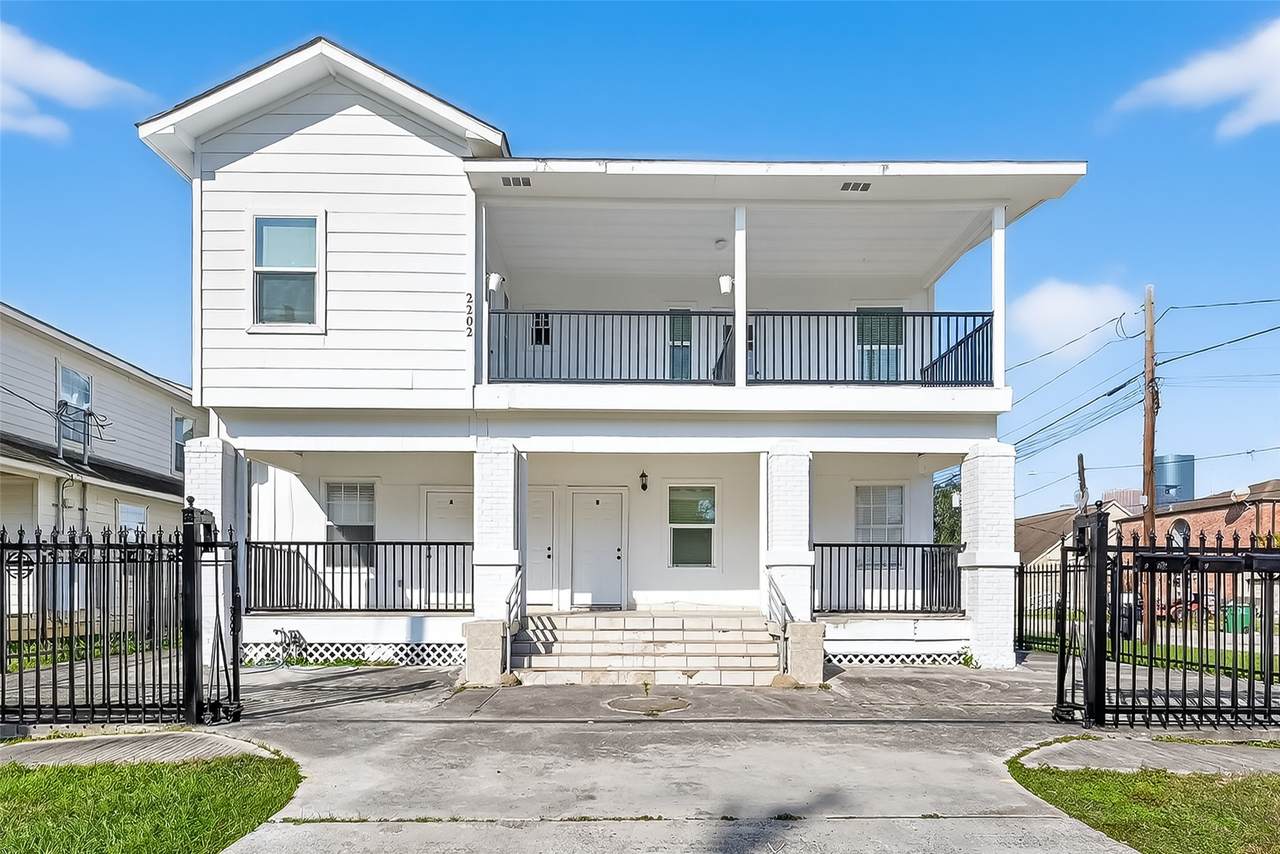 2202 Hutchins Street - Photo 1