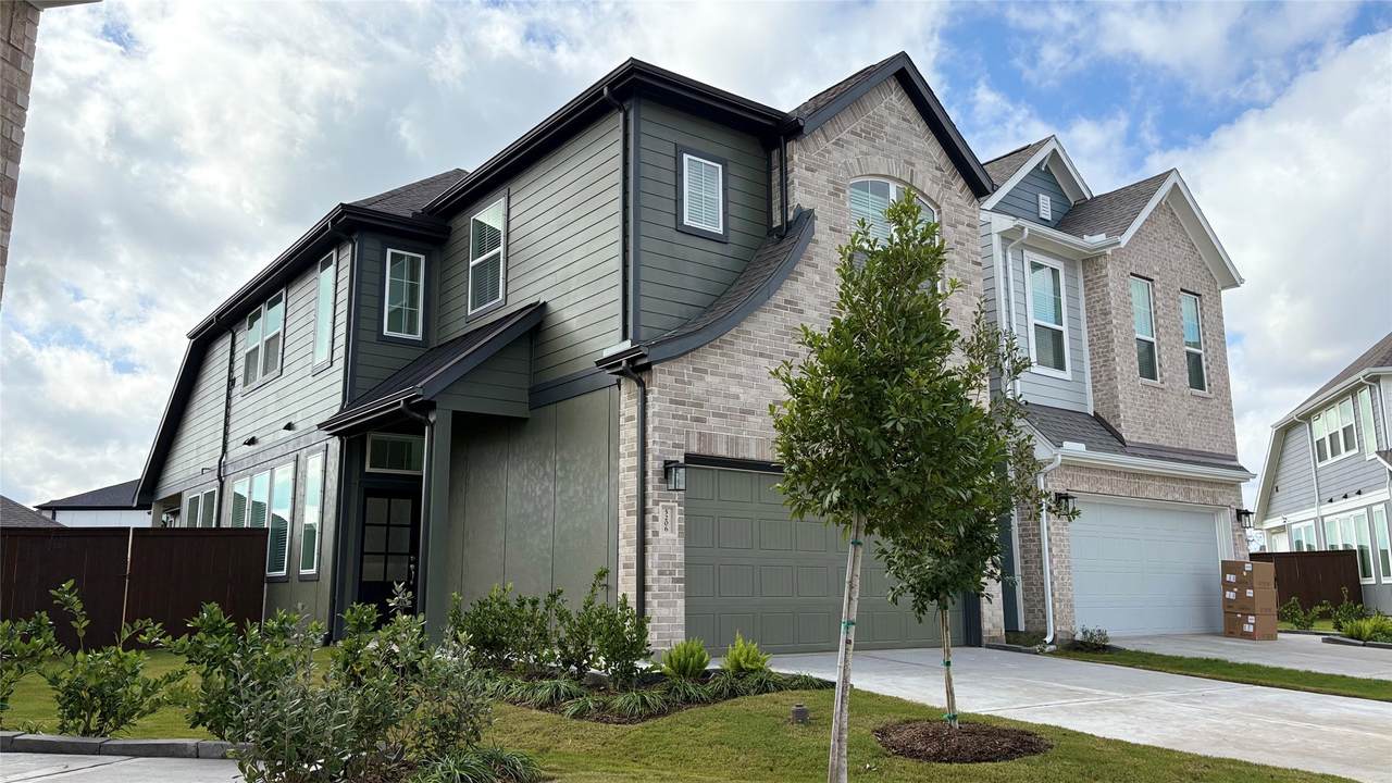 5206 Sage Hills Drive - Photo 1