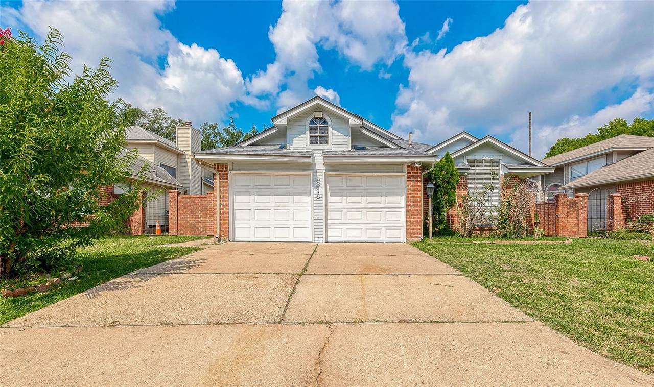9310 Corner Oaks Ln - Photo 1