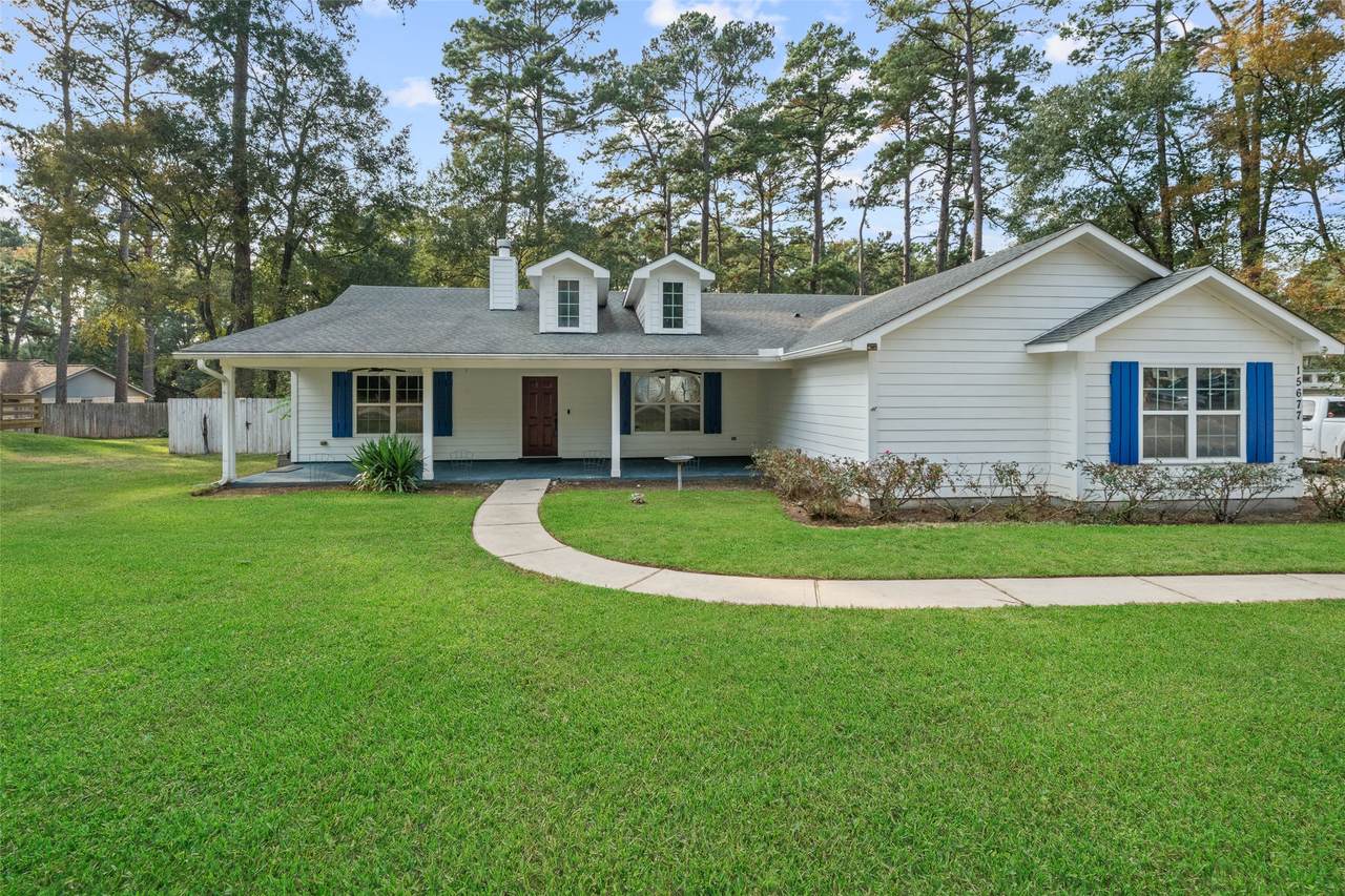 15677 Corinthian Way - Photo 1