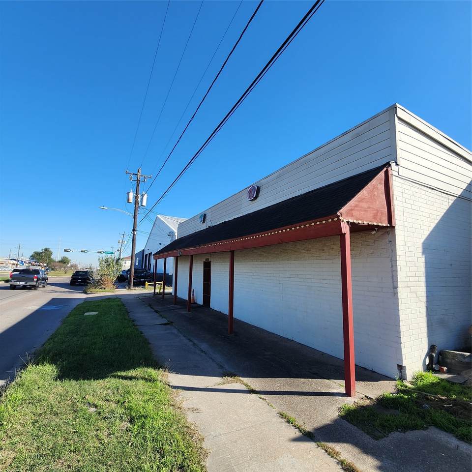 12774 Market St Road - Photo 1