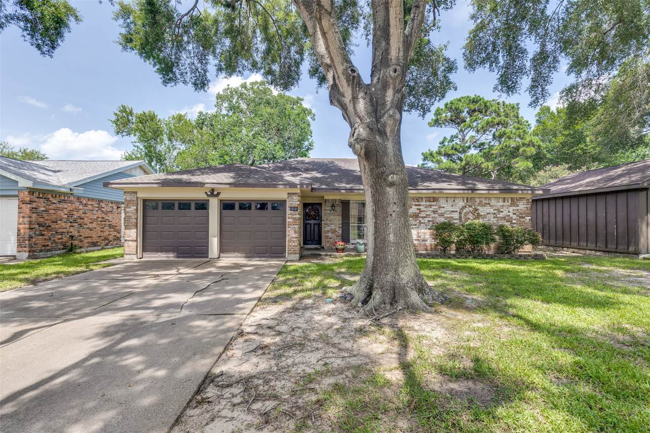 16131 White Star Drive - Photo 1