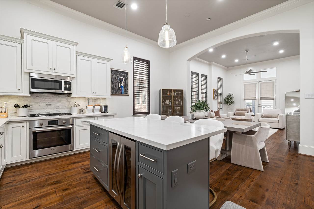 1403 Isabella Street - Photo 1