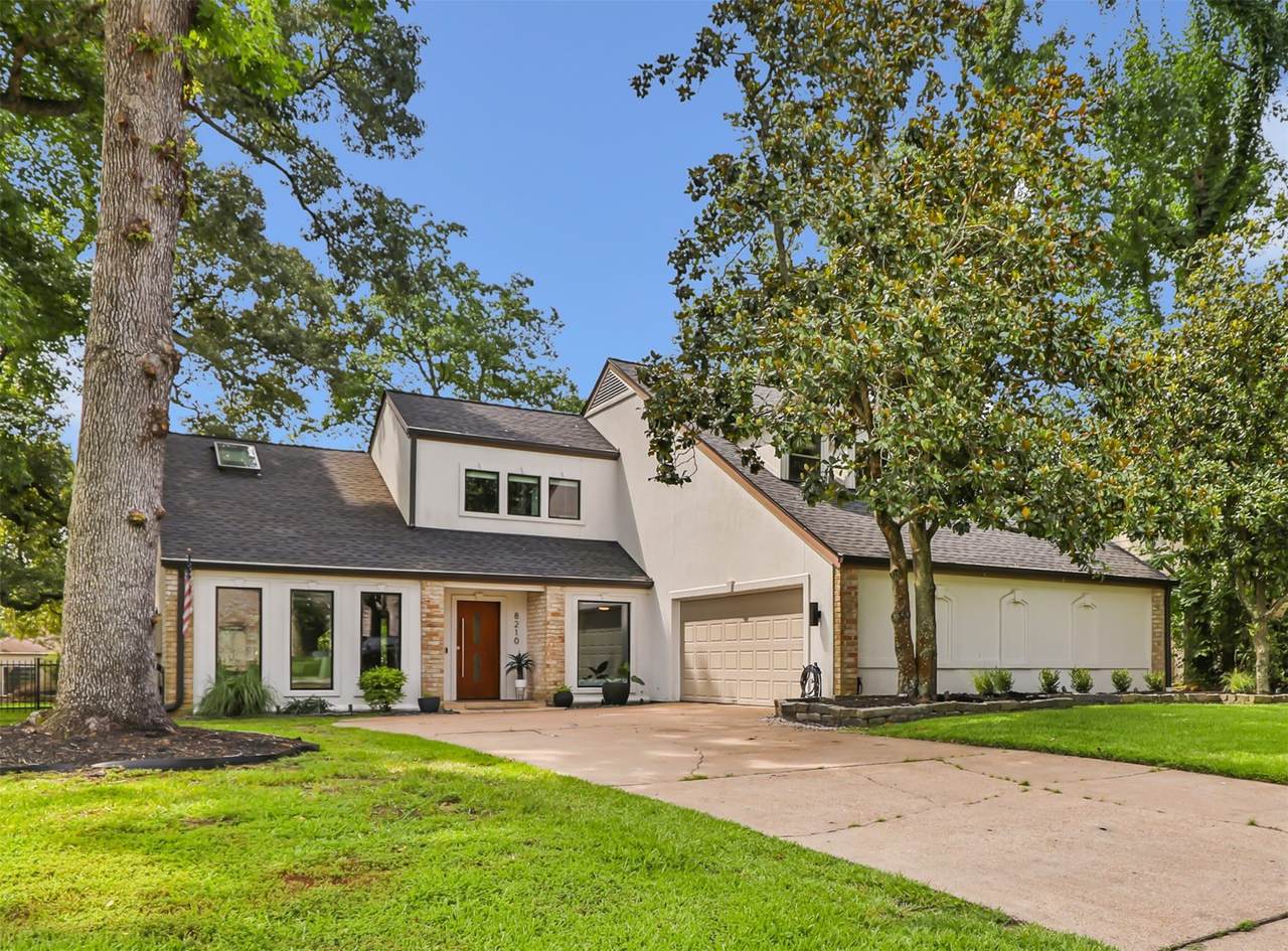 8210 Magnolia Glen Drive - Photo 1