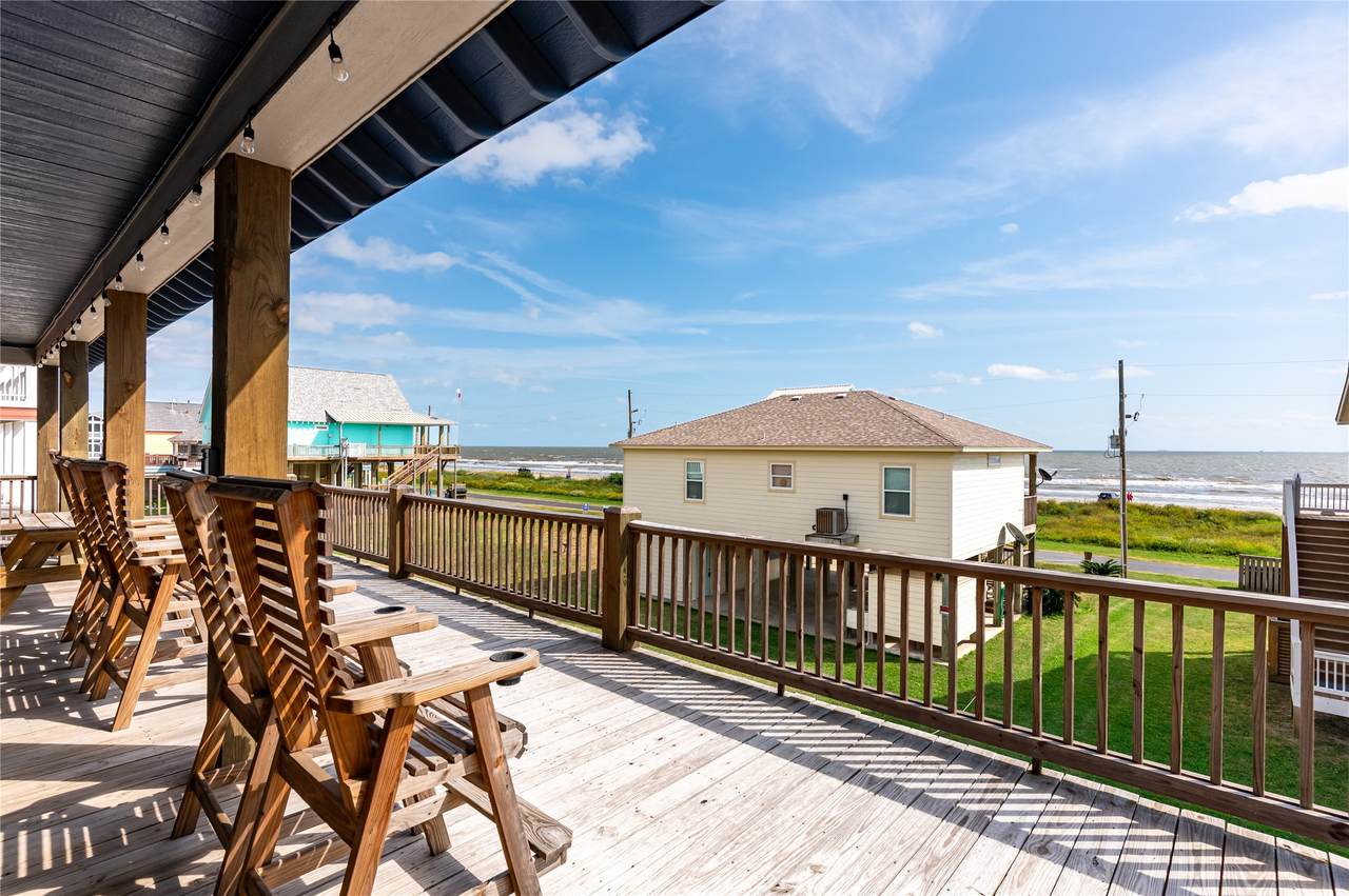 2576 Whitecap - Photo 1
