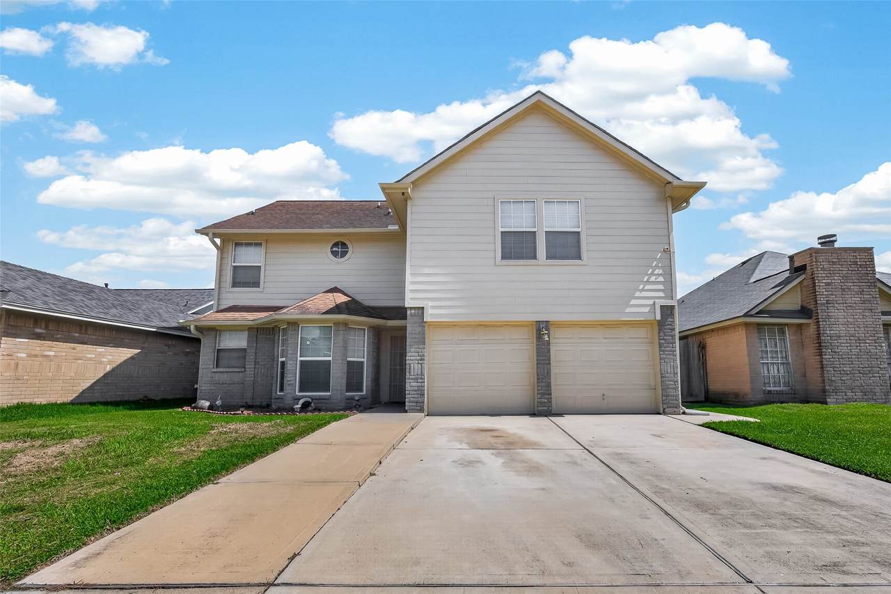 6106 Santa Christi Drive - Photo 1