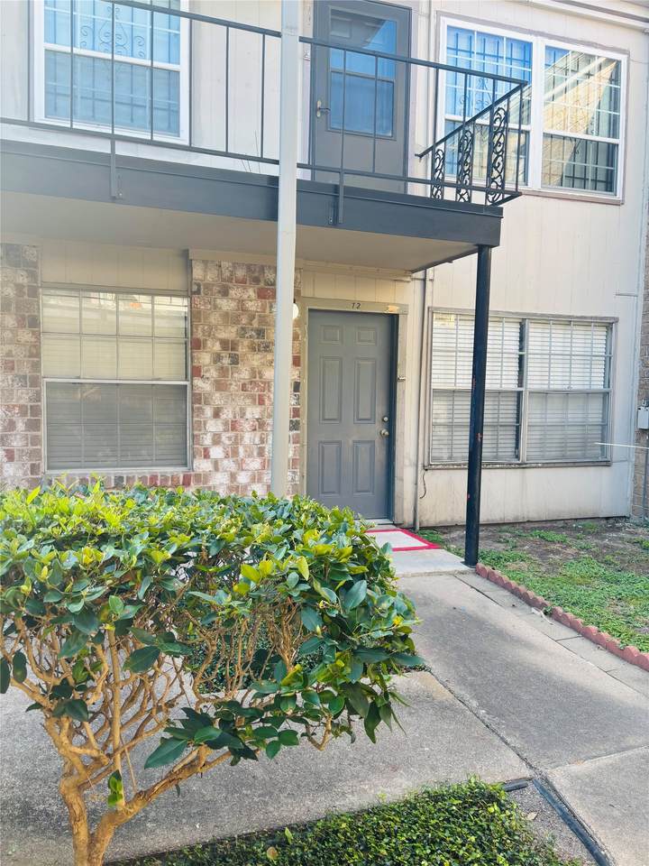 5550 Braeswood Boulevard - Photo 1