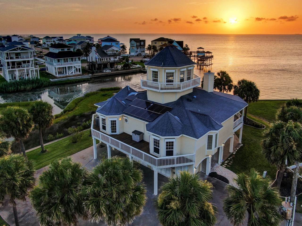 22621 Bay Point Drive - Photo 1