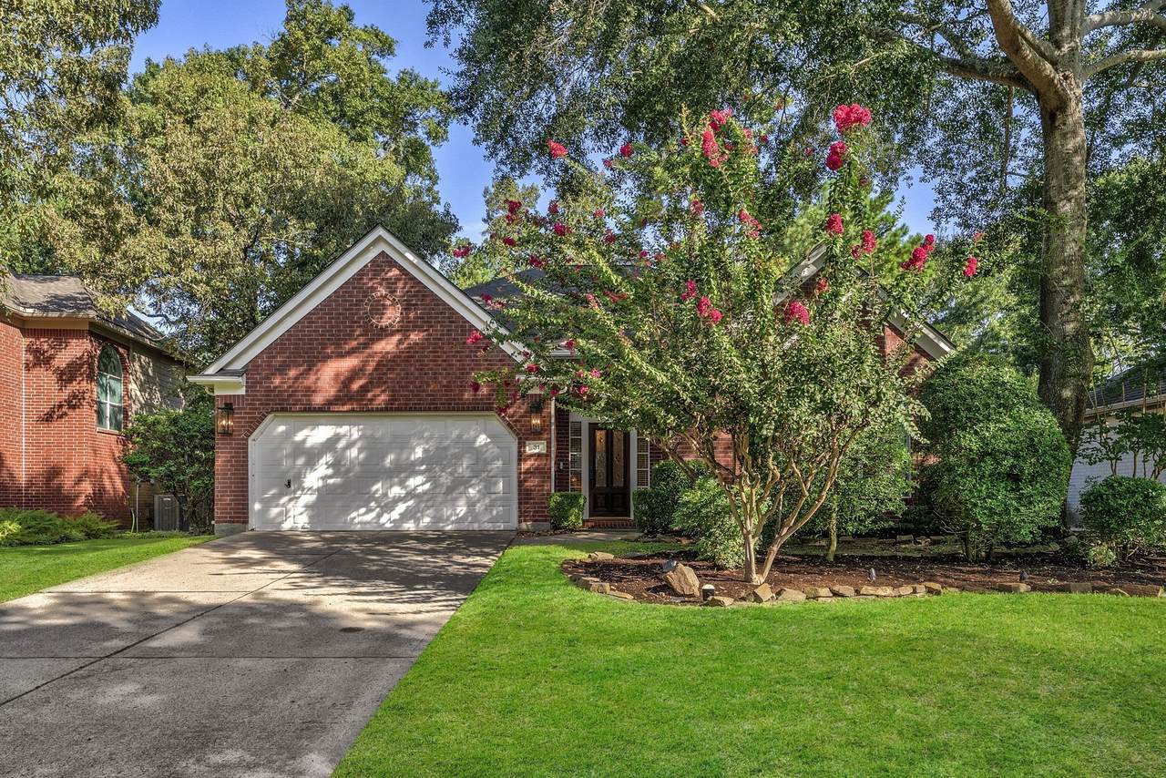 31 Canoe Birch Place - Photo 1