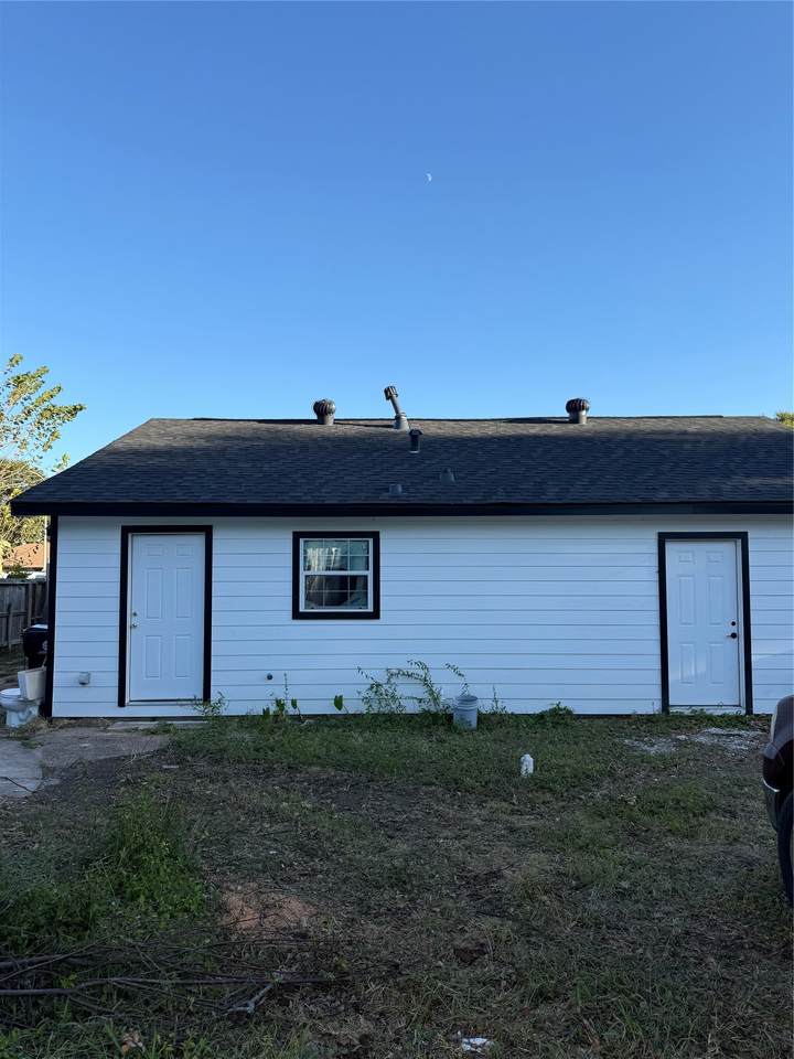 8141 Howard Drive - Photo 1