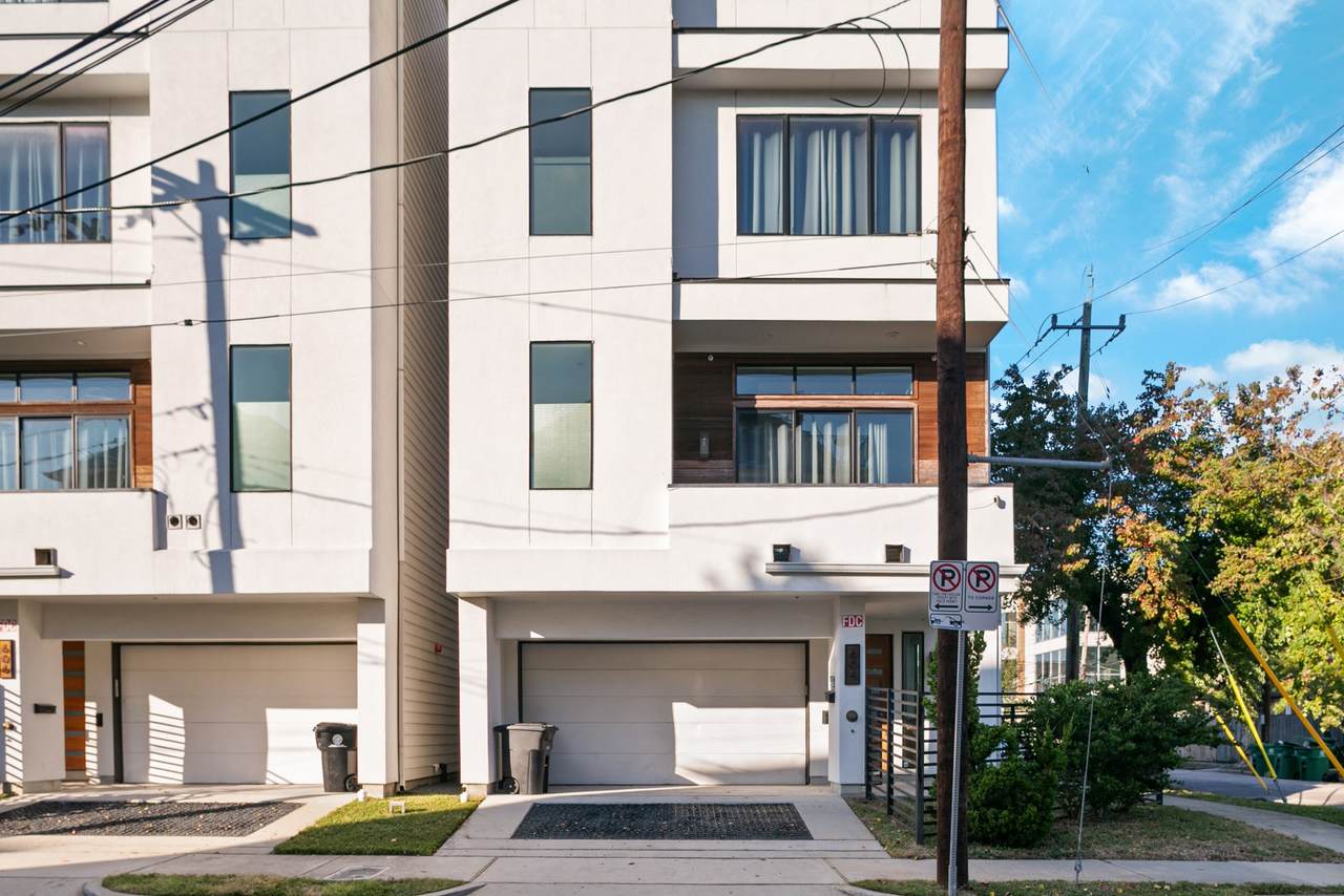 604 Oakley Street - Photo 1