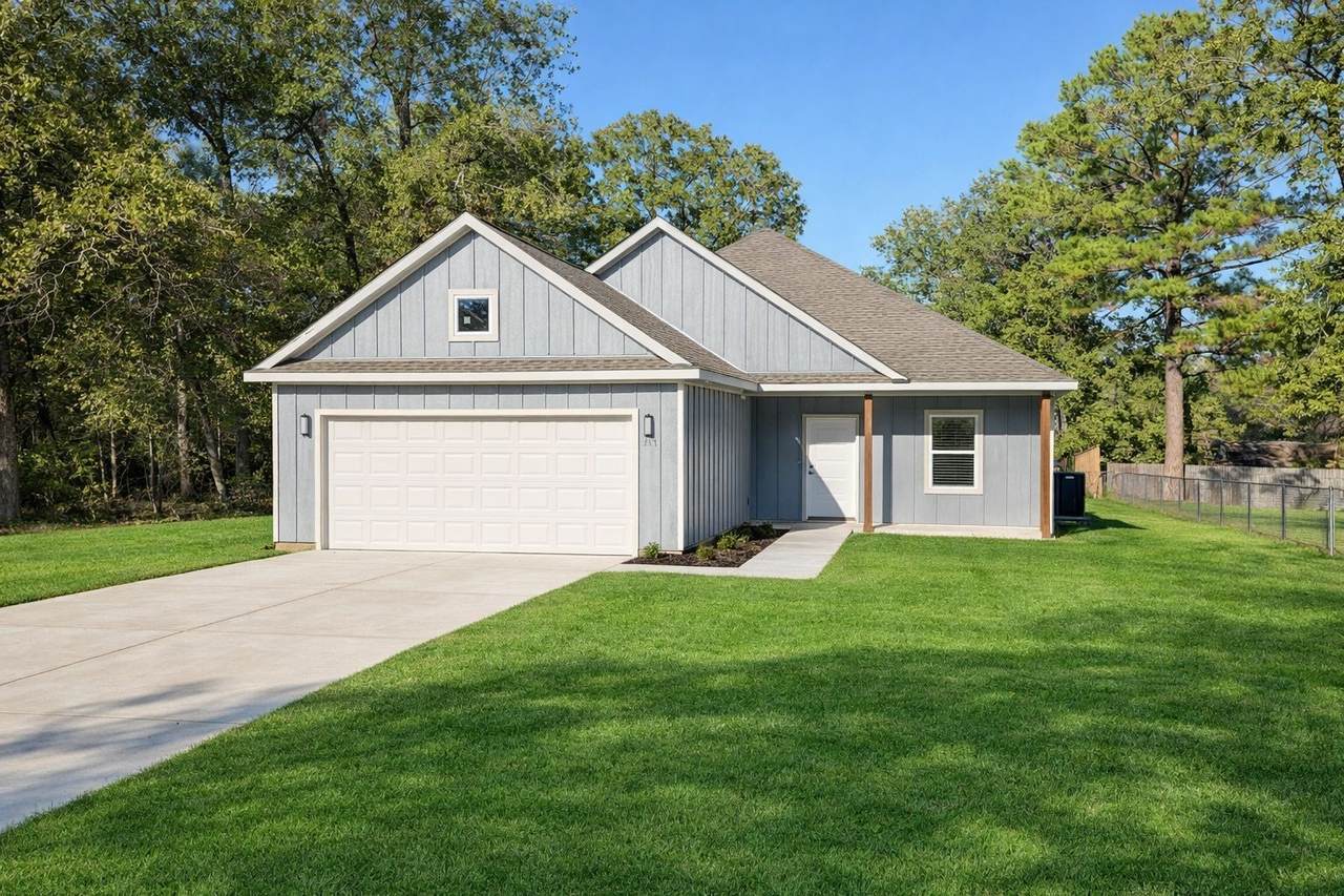 387 Autumn Lane - Photo 1