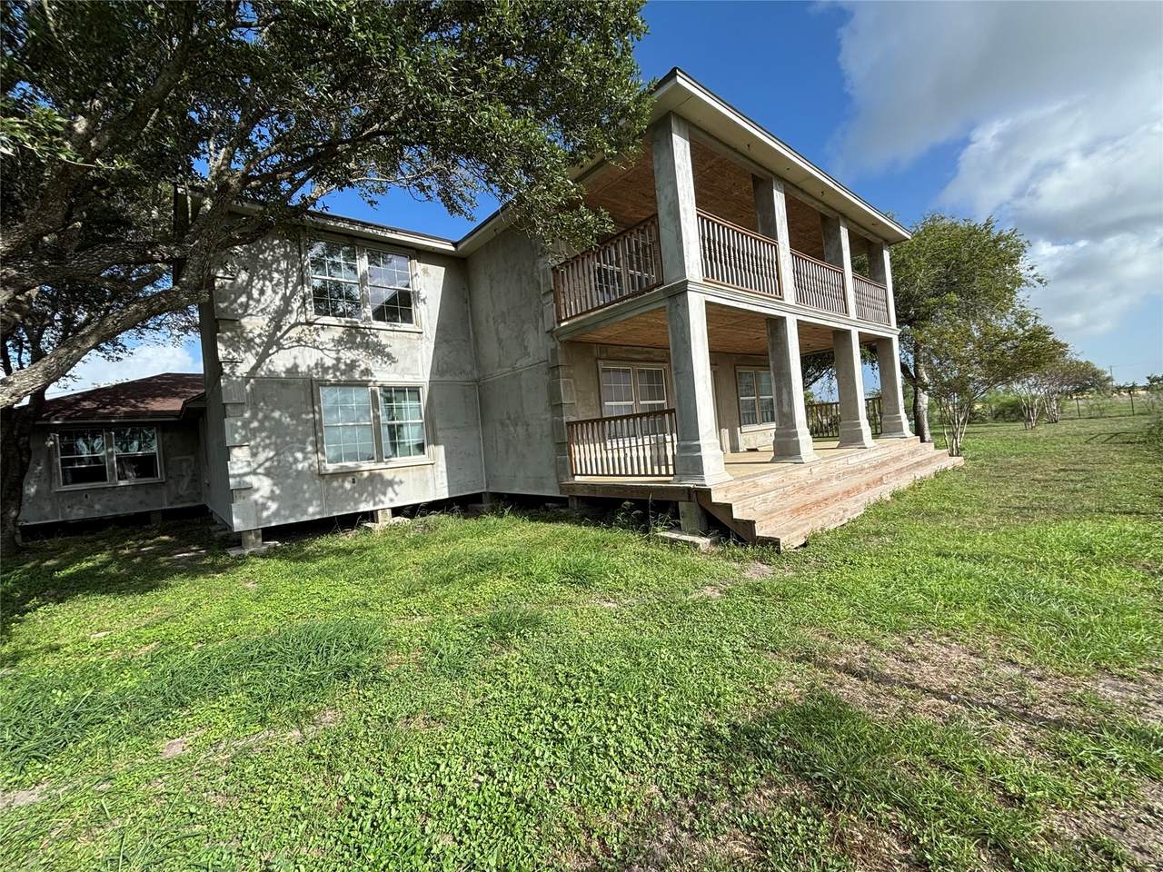 7411 County Road 2455 - Photo 1