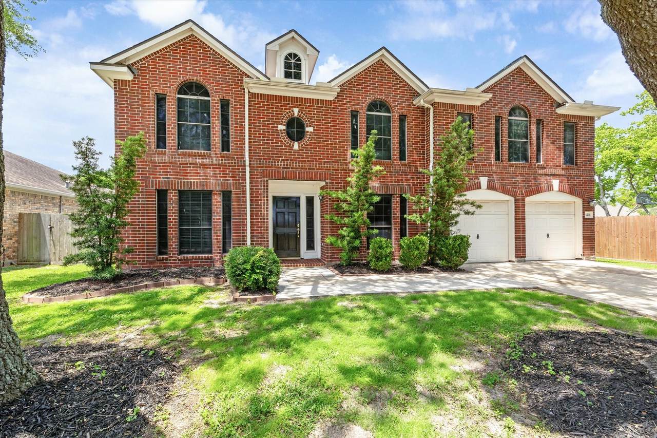 3413 Somerset Lane - Photo 1
