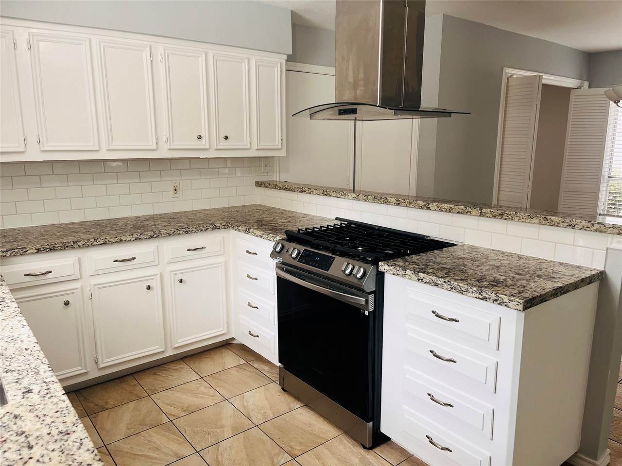 3910 Hidden Glen Drive - Photo 1